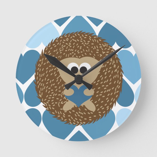 Hedgehog och Blue Hearts Rund Klocka (Framsida)