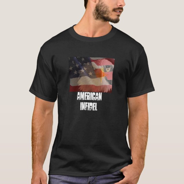 Hednisk Displying för amerikan flagga Tee Shirt (Framsida)