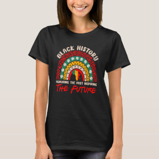 Hedrar dåtid Inspirerar framtid Regnbågsstolthet S T Shirt