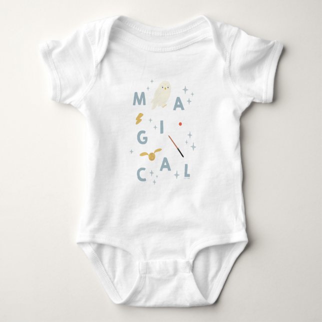 Hedwigh "Magisk" Typografi Grafik T Shirt (Framsida)