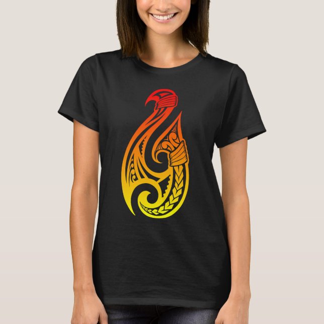 Hei matau traditionell maori-krok t shirt (Framsida)