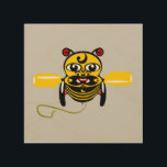Hei Tiki Bee Leksak Kiwiana Trätavla<br><div class="desc">Det här är min roligt som tar på sig ett populärt träbin leksak som nästan alla nyzeeländska barn har när de växer upp. Jag har ersatt bina ansikte med en stiliserad Hei Tiki-design. Hei Tiki är en iconisk Maori-design. Detta bin leksak dras längs golv med en sträng. När hjul vrider...</div>