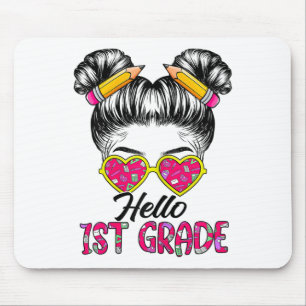 Hej 1:a klass Messy Bun Flickor Ck Till Skolan Tie Musmatta