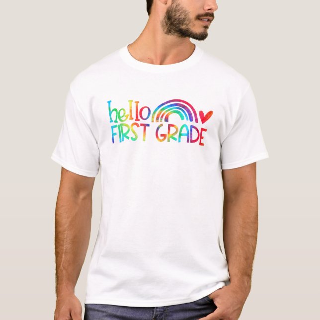 Hej 1:e Klass Regnbågläraren Student tillbaka till T Shirt (Framsida)