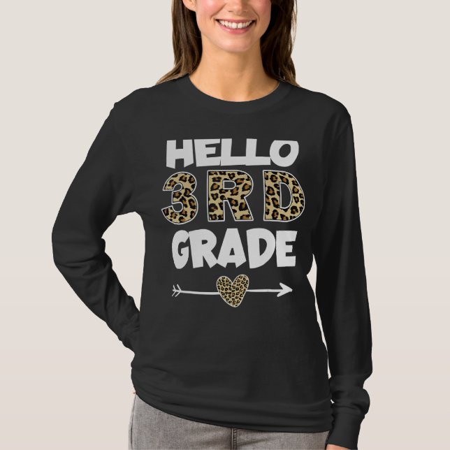 Hej 3:e Klass Leopard Skriv ut lärare från tredje  T Shirt (Framsida)