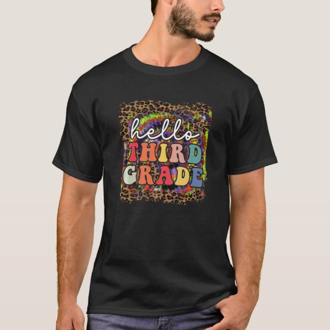 Hej 3:e Klass Tie Dye Leopard Teacher Kids back T Shirt (Framsida)