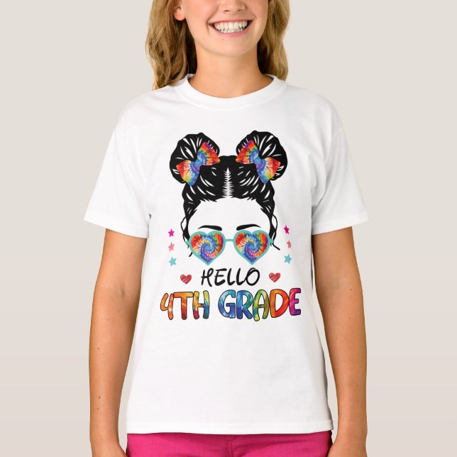 Hej 4:e Klass Messy Bun Back to school Girls Kid T Shirt (Framsida)