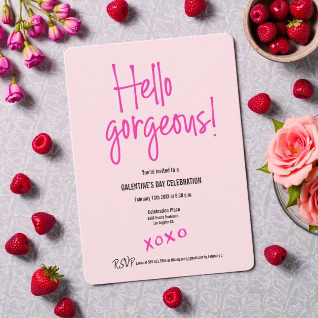 Hej anpassningsbar för gorgös Galentins rosa av da Inbjudningar (Hello Gorgeous! XOXO Galentine's day party invitation in pink and hot pink. Customizable fields.)