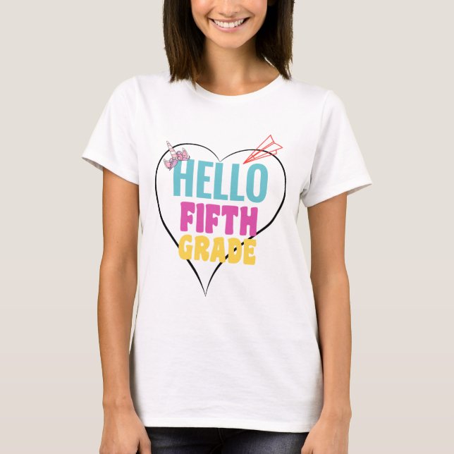 Hej femte Klass | Utformning av Coolan för femte k T Shirt (Framsida)