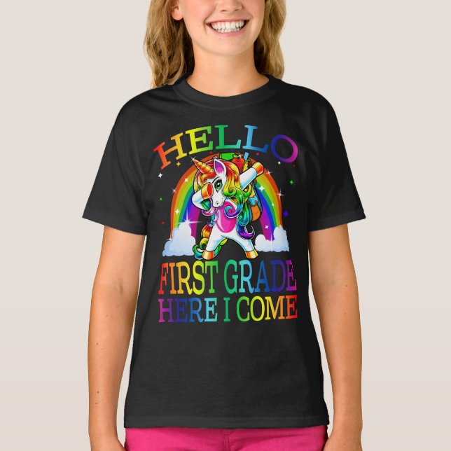 Hej First Klass I Kom Unicorn T Shirt (Framsida)