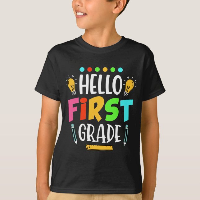 Hej First Klass School Teacher First Day T-Shirt (Framsida)