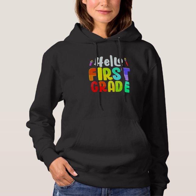 Hej First Klass Team 1:a Klass-lärarna återvänder  T Shirt (Framsida)