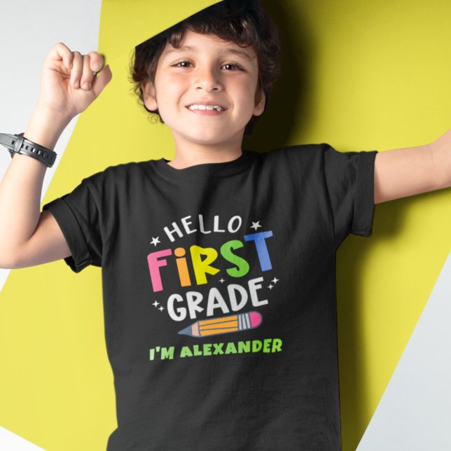 Hej först klass t shirt (Skapare uppladdad)