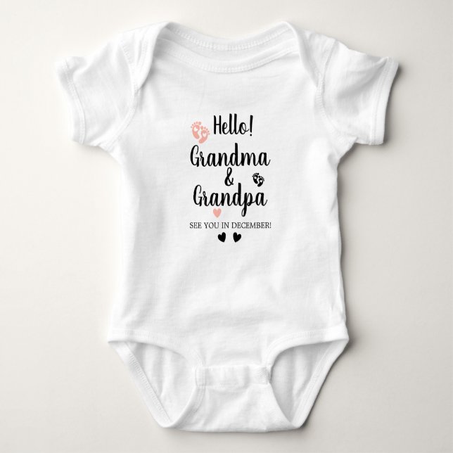 Hej Grandma and Grandpa Gravid Reveal T Shirt (Framsida)