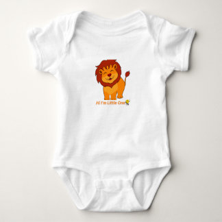 Hej jag är Little One – Söt Baby Lejon Kids T Shirt