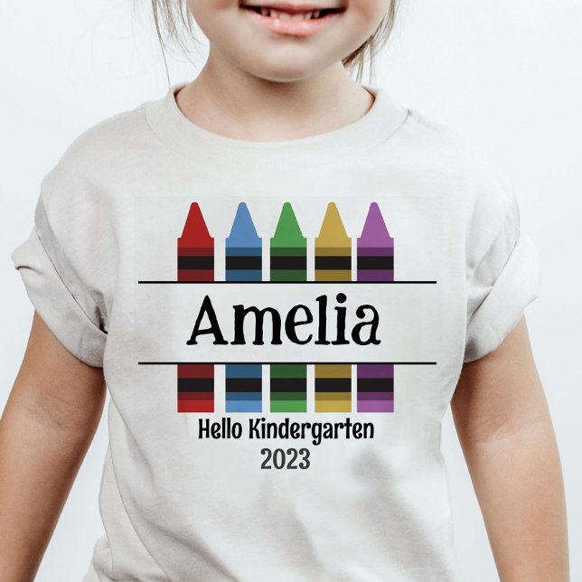 Hej Kindergarten Crayon Back to school Namn T Shirt (Skapare uppladdad)