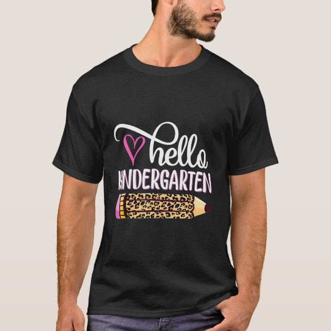 Hej Kindergarten Leopard Pencil Back to school T Shirt (Framsida)