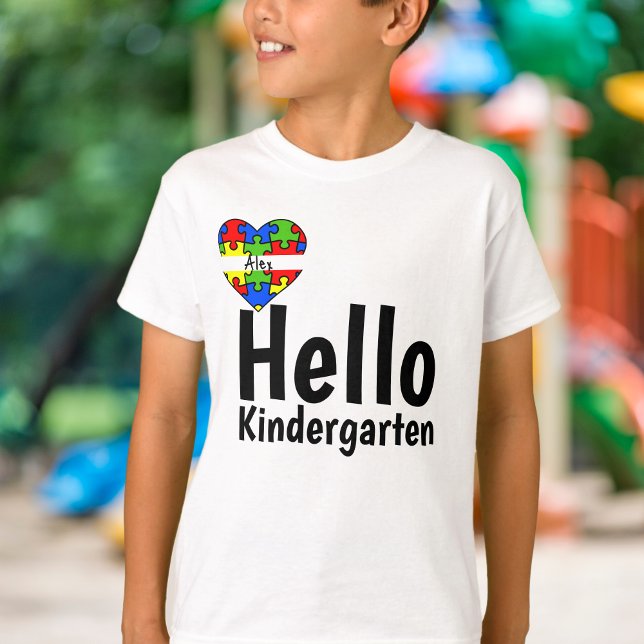 Hej Kindergarten Puzzle Delart eget namn Heart T Shirt (Skapare uppladdad)