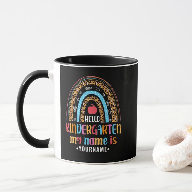 Hej Kindergarten Rainbow Första skoldagen Mugg (Med munk)