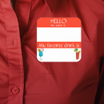 Hej Namn bricka Sticker Badge Funny Drink Cocktail Fyrkantigt Klistermärke<br><div class="desc">*** Köp Avslutat Projektionsyta när du använder det här klistermärket som namn bricka*** Denna utformning kan vara personlig i det område som tillhandahålls genom att ändra foto och/eller text. Du kan också anpassa den genom att klicka på Anpassa den här mallen och sedan välja klicka för att anpassa ytterligare alternativ...</div>