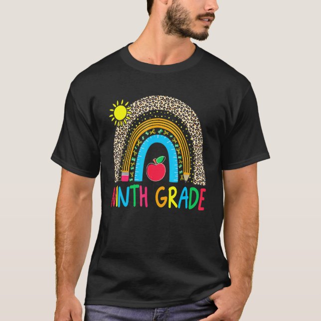 Hej Nionde Klass-gruppen Nionde regnbågen Back to  T Shirt (Framsida)