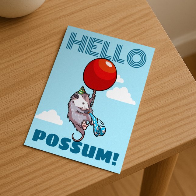 Hej Possum! Flytande Party Opossum Red Balloon Vykort (Skapare uppladdad)