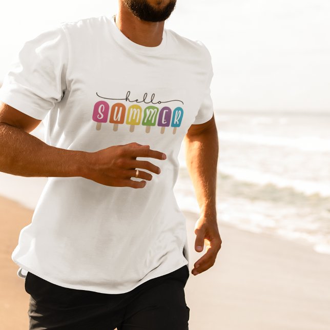 Hej Sommar med färgfull text T Shirt (Skapare uppladdad)