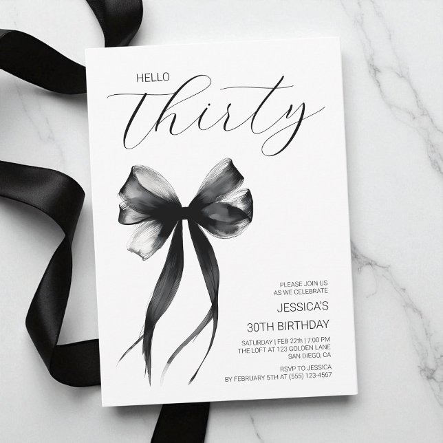 Hej Trettio Black and White Bow 30års födelsedag Inbjudningar (Hello Thirty Black and White Bow 30th Birthday Invitation)