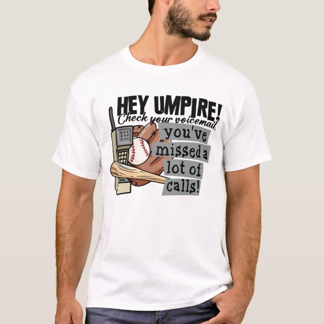 Hej Umpire kolla röstbrevlådan. T Shirt (Framsida)