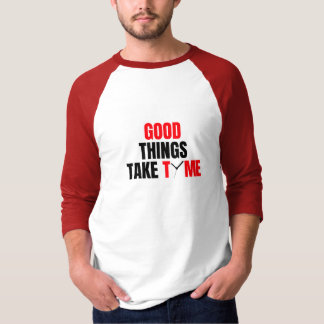 helärmad T-shirt med vacker design 
