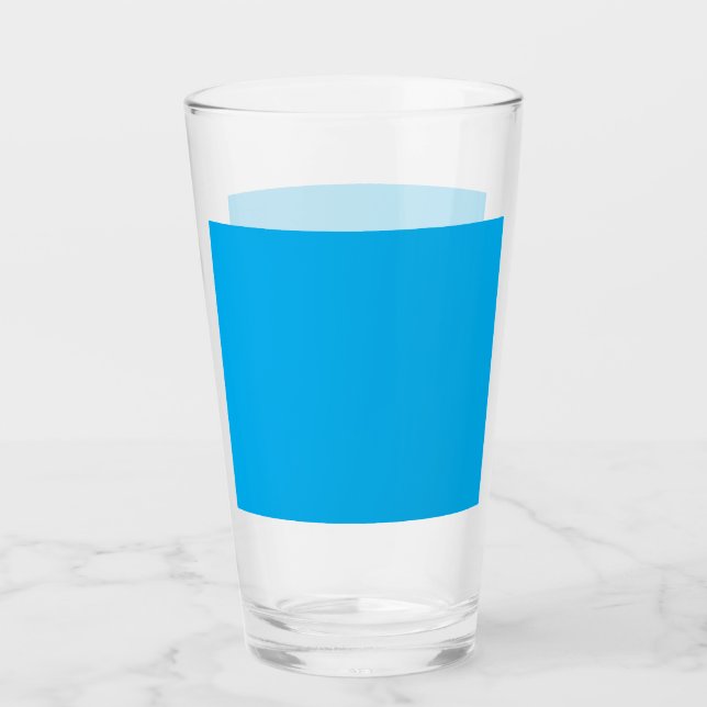 Heldig klarblå bakgrund glaskopp (Framsida)