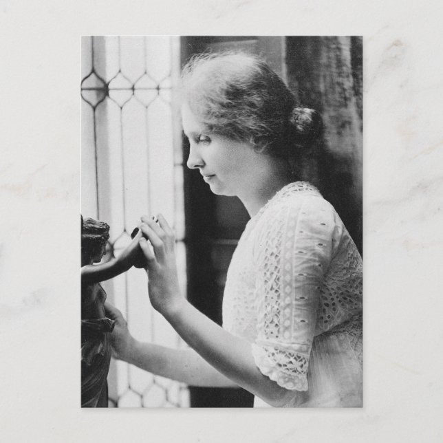 Helen Keller Watering Plants Porträtt Vykort (Framsida)