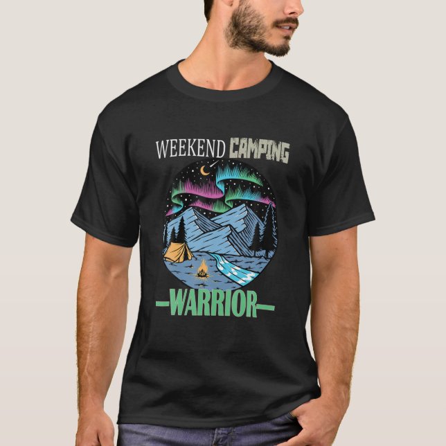 Helg Camping Warrior Camper RV T Shirt (Framsida)