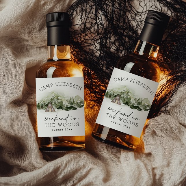 Helg i Skogen Camping Bachelorette Spritflaskor Etikett (Skapare uppladdad)