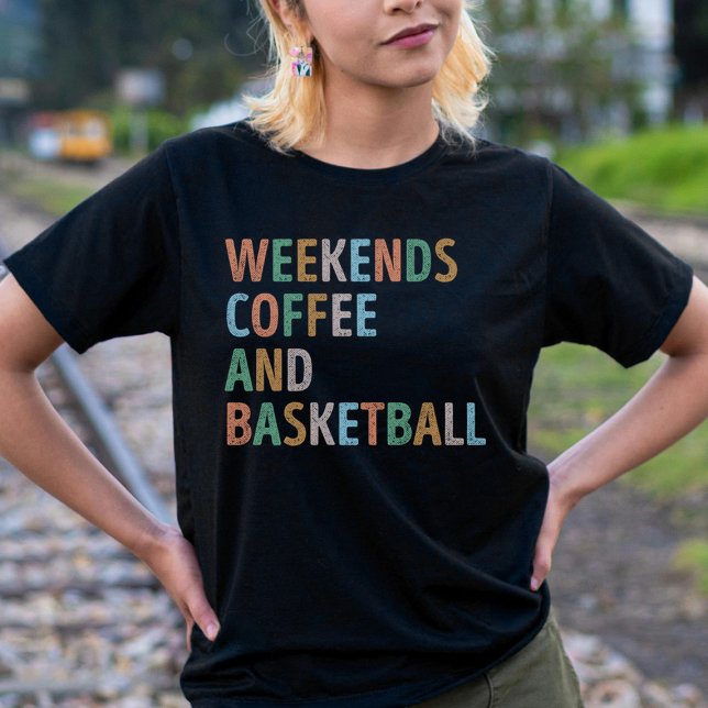 Helg kaffe och basketboll Mamma T Shirt (Skapare uppladdad)