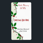 Helgdag Holly Home Made Vin-etiketter Fraktsedel<br><div class="desc">redot elegant Helgdag vin ger dig  att anpassa dig efter dina egna uppgifter. Bild av skal och röda bär på etikettens lämnat sida. Underbaren för ditt hem skapade vin. Anpassa om du vill ändra text färg eller stil.</div>