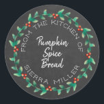Helgdag Holly Wandeand Chalkboard Kitchen Trets Runt Klistermärke<br><div class="desc">Gör du kärlek köksgodis för familj och vänner till julafton eller när som helst på helgdagarna? Här är perfekten som avslutar beröring..Ett personlig-dekal med ditt namn och namn i köket som du delar omgiven av en underbar, modern, cirkulär, grov bäck på en rustisk svart kritbakgrund. Det är fullt anpassade, vilket...</div>