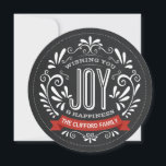 HELGDAG JOY ROUND CHALKBOARD FOTO-KORT JULKORT<br><div class="desc">ÖNSKAR DU JA: Ljusstark och munkavle runt krita i stil med reflebanner, vintage svart och vit typografi och finare snurrar. Anpassa det här dekorativa helgdag-fotohälsningskortet till din familj namn. Lägg till din favoritfamilj helgdag bild och anpassa texten. Contemporary, klassiskt, modernt och snyggt sätt att skicka semesterhälsningar till alla dina vänner...</div>