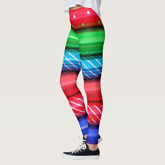 Helgdag Leggings ( Colorful leggings featuring vibrant patterns. )