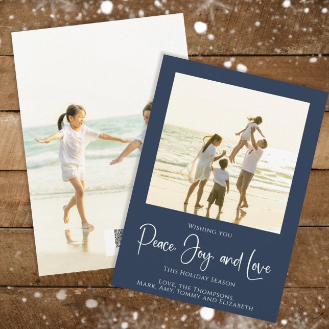 Helgdag Peace Joy Kärlek Elegant Snöflingor 2 Phot Julkort (Christmas holiday simple peace, joy, and love navy blue photo card. )