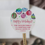 Helgdag Returadress för prydnadsjul Runt Klistermärke<br><div class="desc">Dessa helgdag julklämmare för returadress är perfekt för ett festivt helgdag- eller inbjudningskort. Vattenfärgsdesignen har farliga färgstarka julbalkar med röd grönt och blå konfetti.</div>