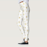 Helgdag vit guld-snöflake mönster fet festive leggings<br><div class="desc">Var en trendsättare och gå in i helgdag anda med dessa söta och mysiga verk! En roligt, lekfull, faux guld-snöflinga slumpmässigt mönster på en ren, vit bakgrund, hjälper dig att sätta igång julhelgen. Jobba på, springa-ärenden, eller lägg ut. Så unikt, du behöver aldrig oroa dig för några kopykatter! Lägg till...</div>