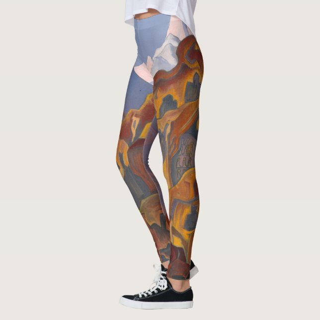 Helig Caves, 1932 av Nicholas Roerich Leggings (Vänster)