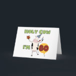 Helig ko mig förmiddag 80 födelsedagT-tröja och Kort<br><div class="desc">Text läser "den heliga kon mig förmiddag 80" på 80th födelsedagT-tröja,  muggar,  cards,  knäppas,  magneter,  portofrimärken,  och andra 80th födelsedagdräkt och gåvor med en gullig tecknad skrämmer i ett partyhattinnehav en födelsedaggåva och en födelsedagmuffin!</div>