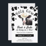 Heliga Cow Boy Kids Dubbla Birthday-inbjudan Inbjudningar<br><div class="desc">Heliga Cow Funny överraskade ansikte vattenfärgsgrafik. Barns födelsedagstest för nötkreatur. Enkel att anpassa. Finns även som digital nedladdning! Dubblans gemensamma födelsedag</div>