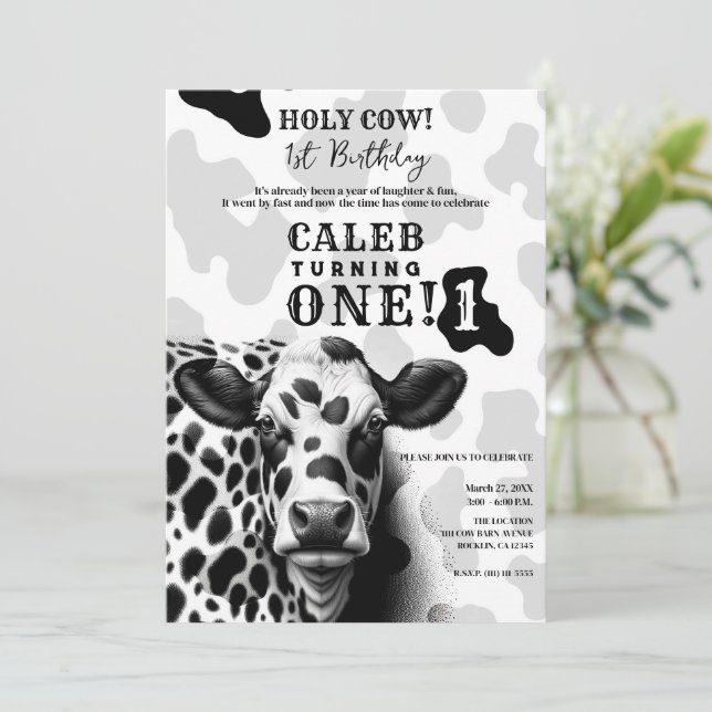 Heliga Cow! Svartvit Land 1 1:a födelsedag Inbjudningar (Stående Fram)