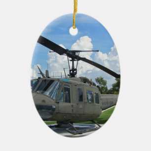 Helikopter för vintageVietnam Uh-1 Huey militär Julgransprydnad Keramik