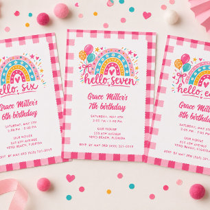 Hello Eight Flickas Gingham Regnbåge Födelsedagsfe Inbjudningar