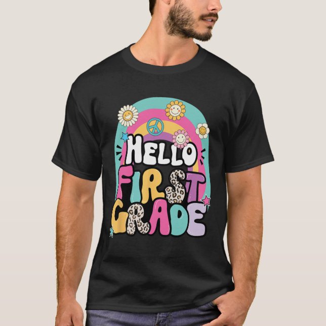 Hello First Grade Byck To School Teacher First Day T Shirt (Framsida)