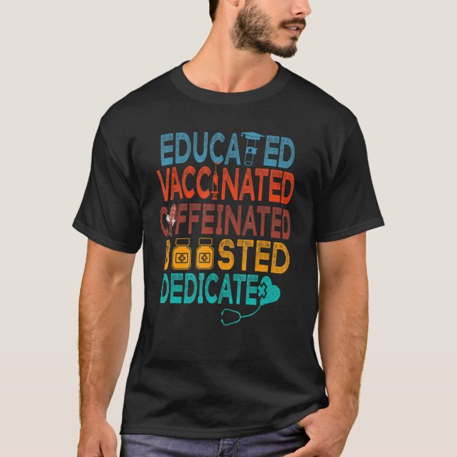 Helt vaccinerat och boostrat funktionellt utbildat t shirt (Framsida)